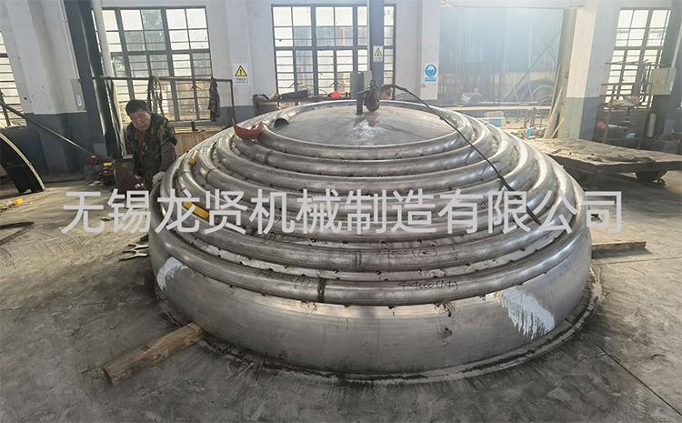 無錫封頭盤管找哪家？龍賢：把“歪瓜裂棗”卷出局，質(zhì)量硬到?jīng)]對手！?